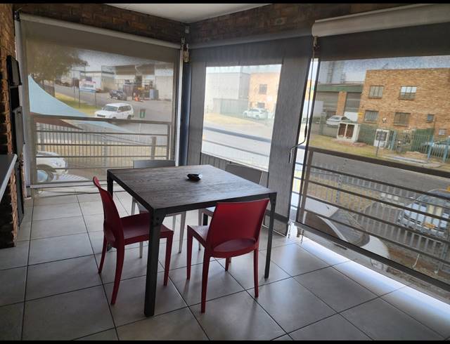 839M² WAREHOUSE FOR SALE IN TUNNEY